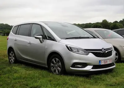 Opel Zafira Zafira Tourer C (facelift 2016)