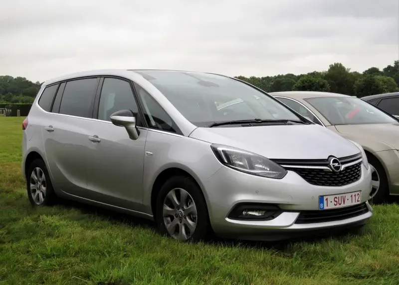 Opel Zafira Zafira Tourer C (facelift 2016)