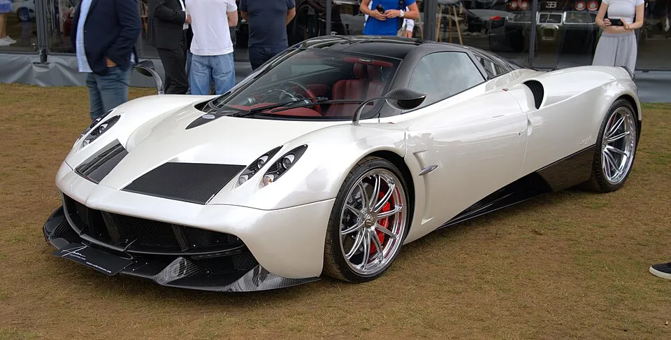 Pagani Huayra - 2