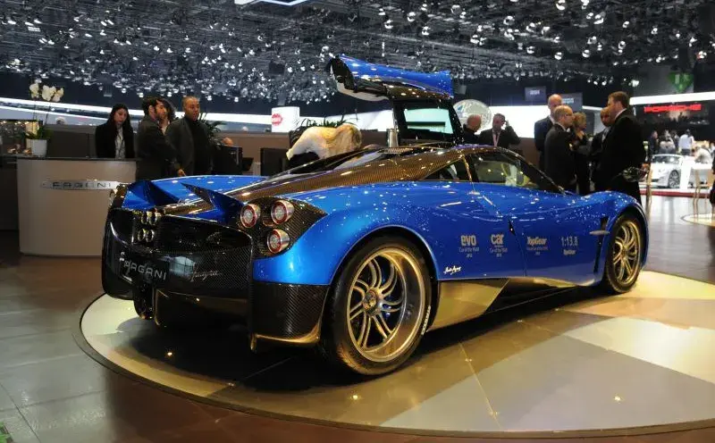 Pagani Huayra - 3