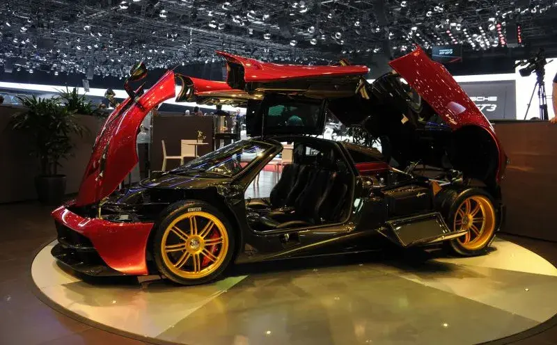 Pagani Huayra - 6