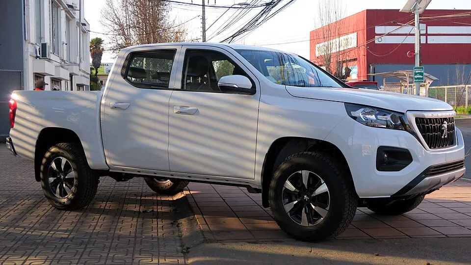 Peugeot Landtrek Landtrek Double Cab