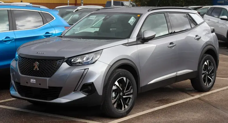 Peugeot 2008 - 4