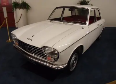 Peugeot 204 204
