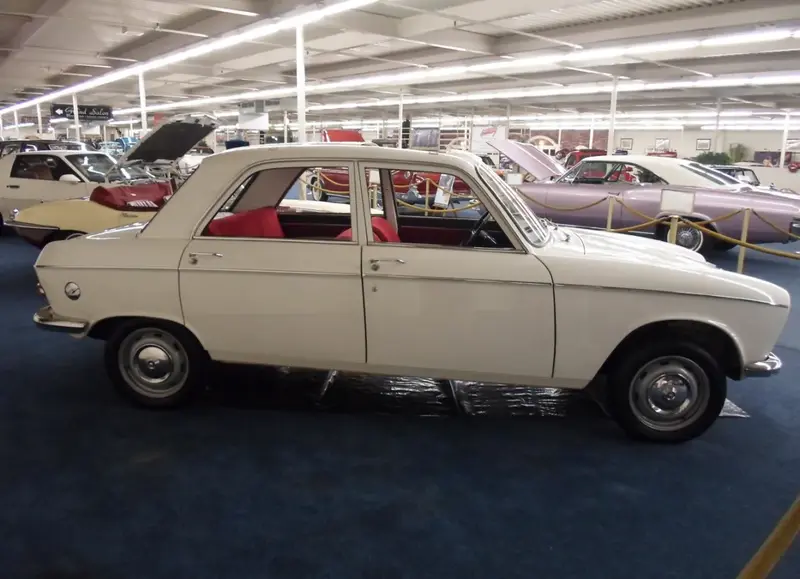 Peugeot 204 - 2