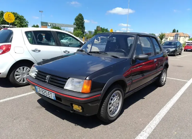 Peugeot 205 - 3