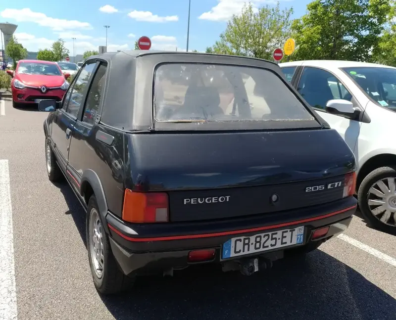 Peugeot 205 - 4