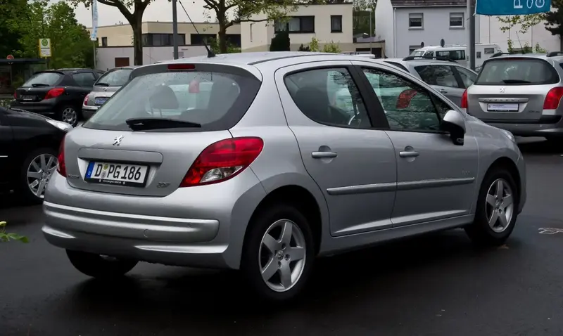 Peugeot 207 - 2