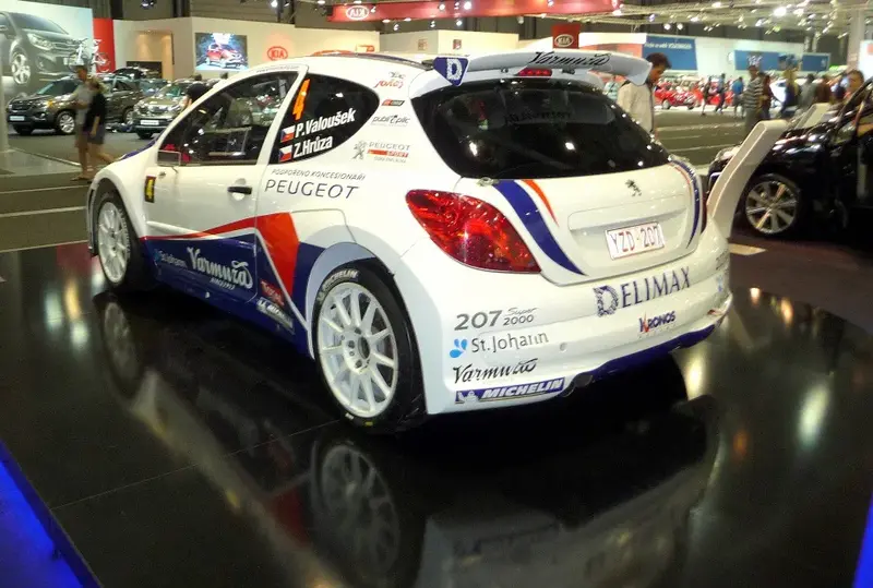 Peugeot 207 - 2