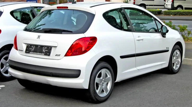 Peugeot 207 - 2