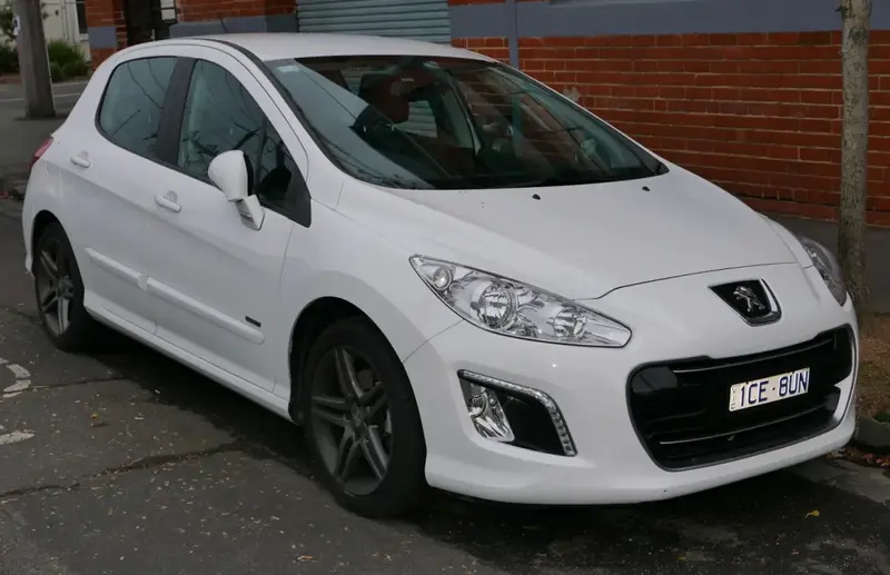 Peugeot 308 308 I 1.6 e-HDi (112 bg) EGS6 - görsel 3