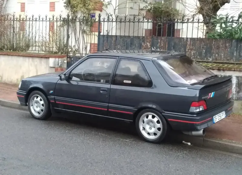 Peugeot 309 - 2
