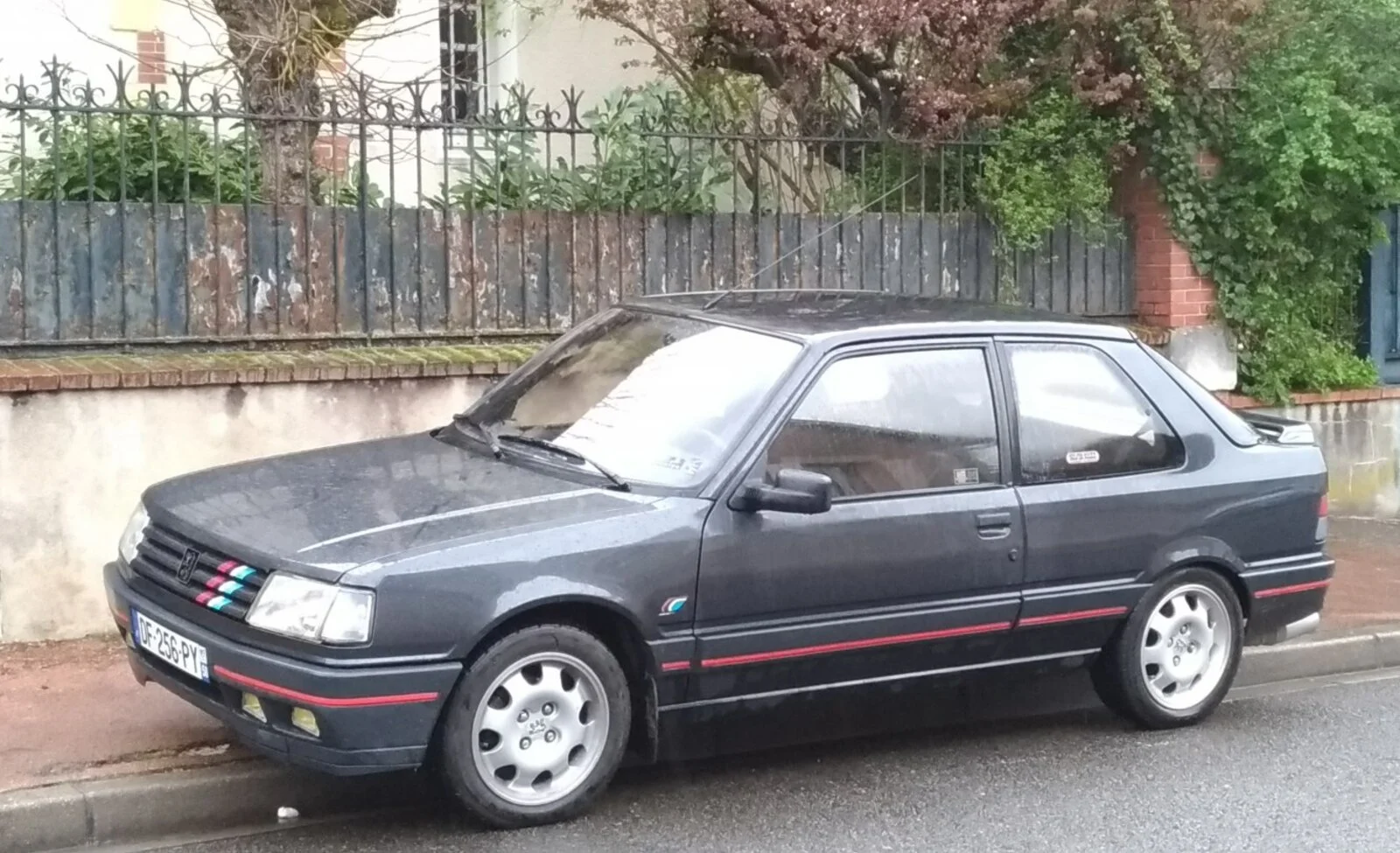 Peugeot 309 309 (3C,3A facelift 1989)