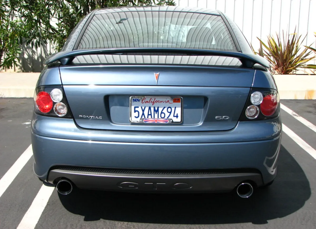 Pontiac - 9