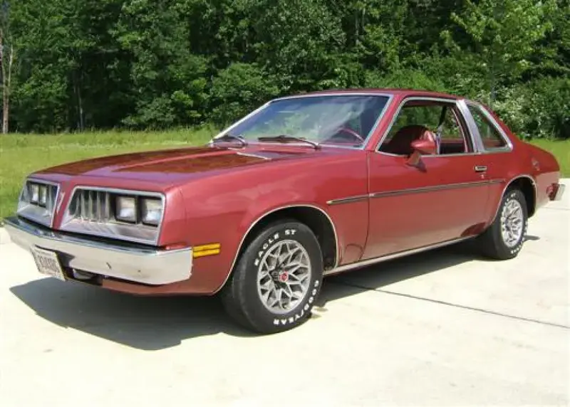 Pontiac Sunbird Sunbird