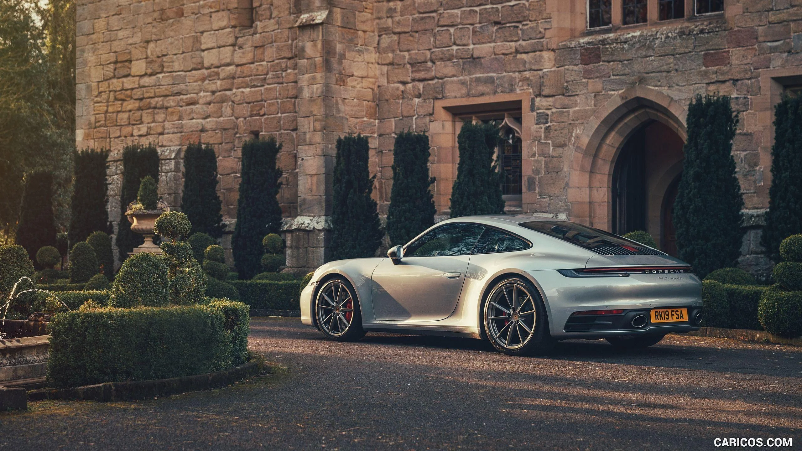 Porsche 911 911 (992)