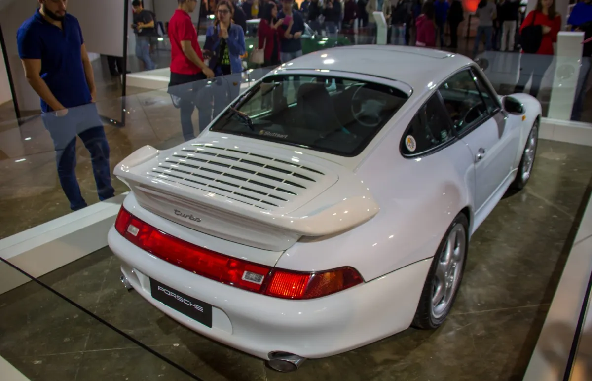 Porsche - 20