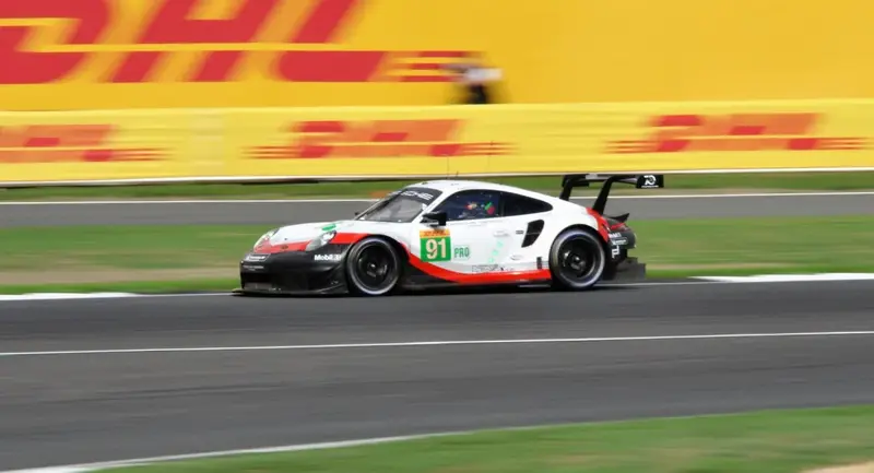 Porsche 911 - 6