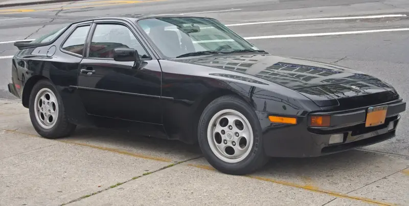 Porsche 944 - 4