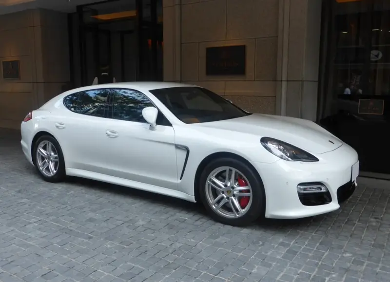 Porsche Panamera - 2