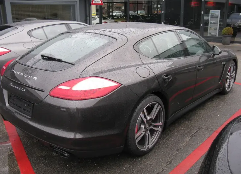 Porsche Panamera - 5