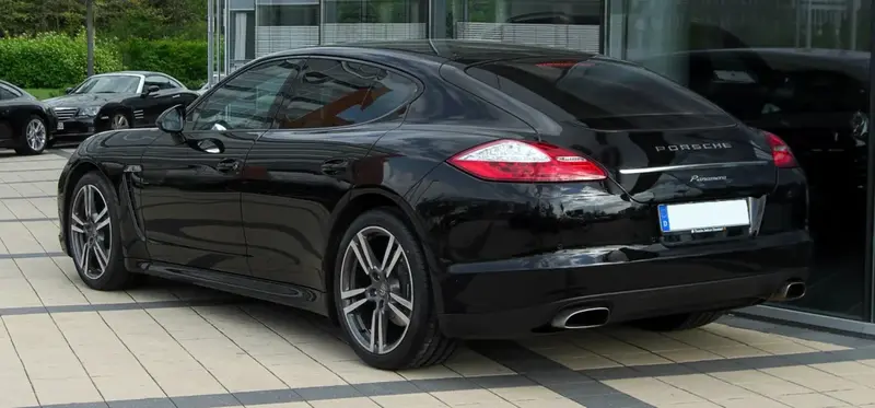 Porsche Panamera - 6