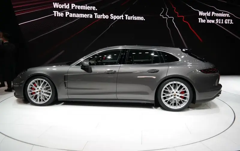 Porsche Panamera - 2
