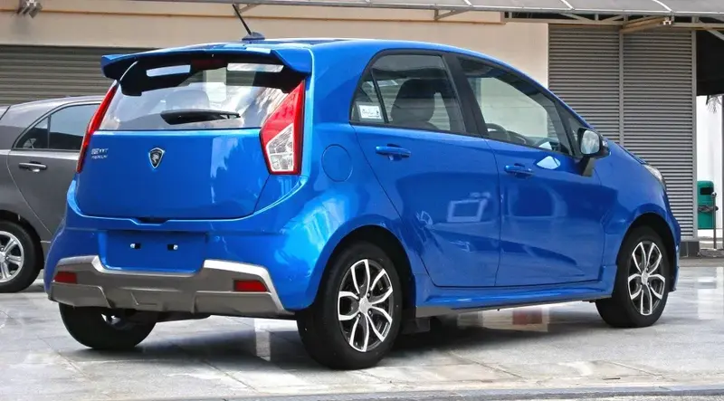 Proton Iriz - 3