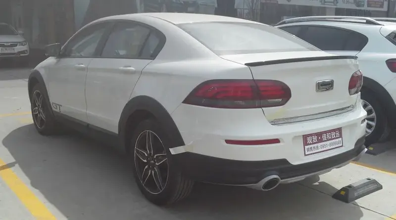 Qoros 3 - 4