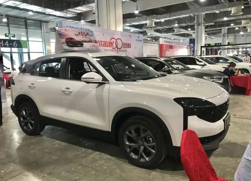 Qoros 7 - 3