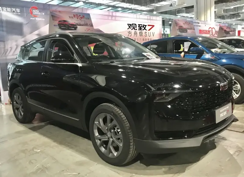 Qoros 7 - 6