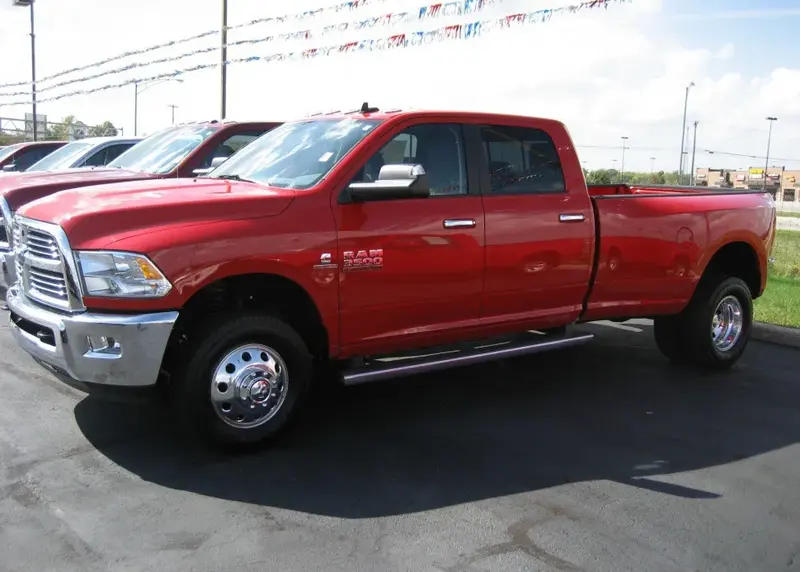RAM 2500/3500 - 4