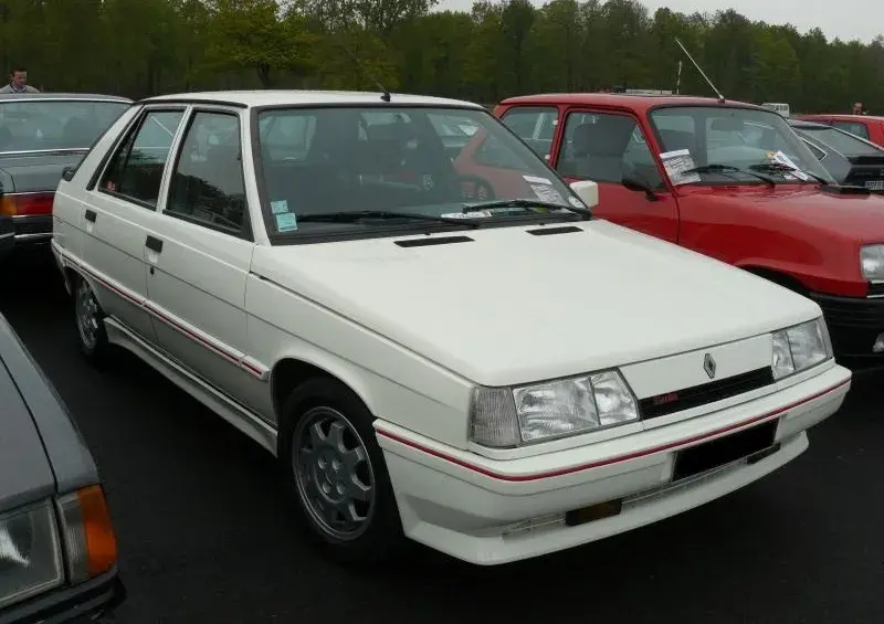 Renault 11 - 5