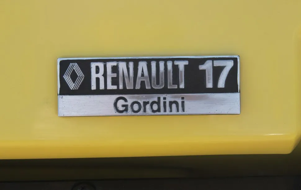 Renault - 11
