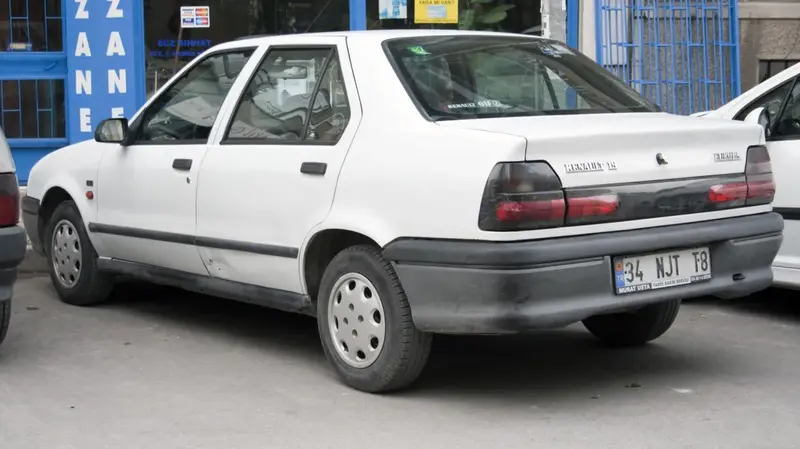 Renault 19 19 Europa 1.4i (60 bg) - görsel 3