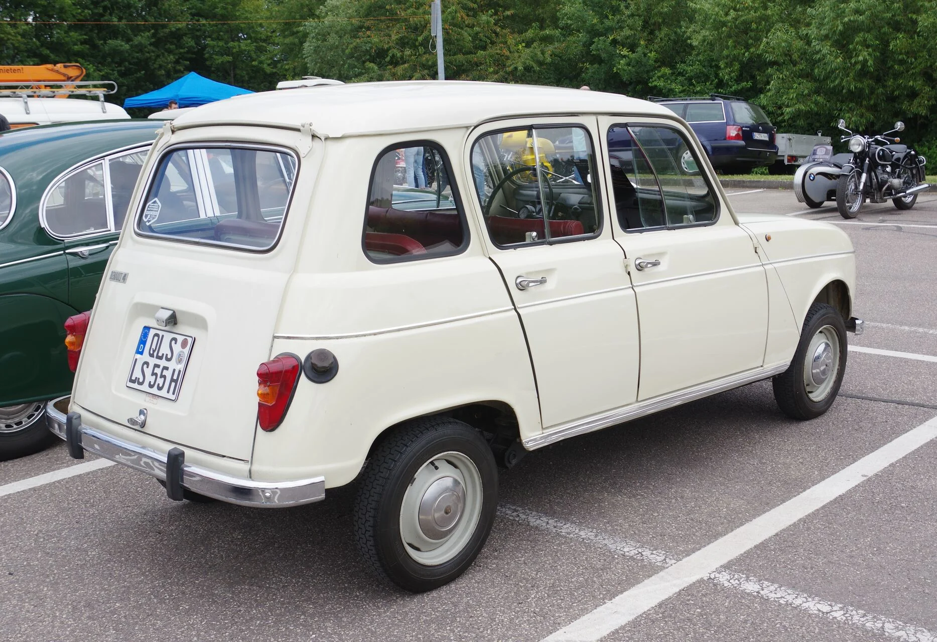 Renault 4 4