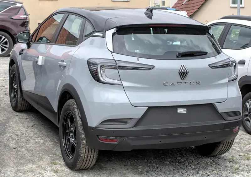 Renault Captur - 3