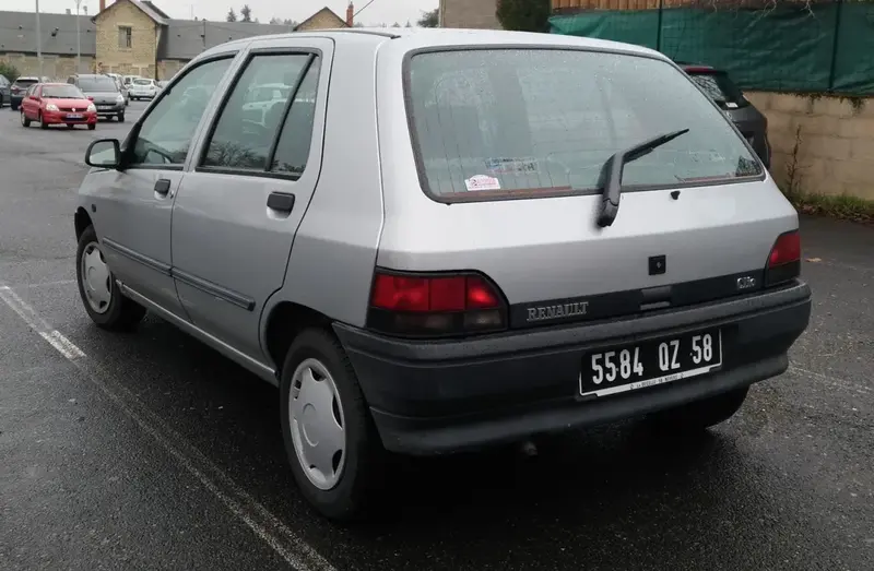 Renault Clio - 2