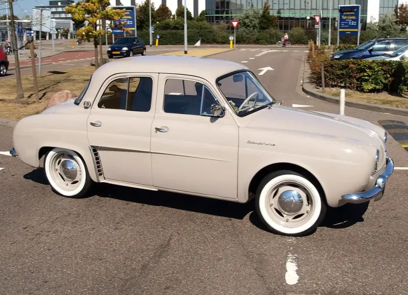 Renault Dauphine - 4