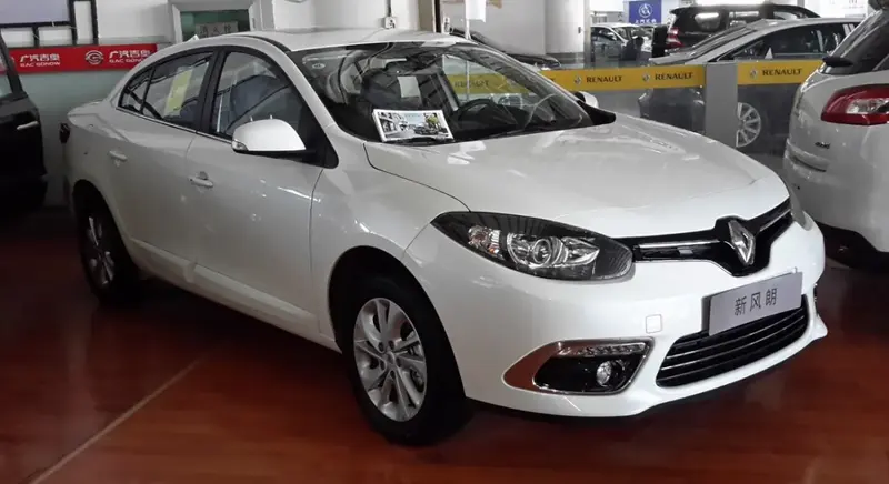 Renault Fluence - 2