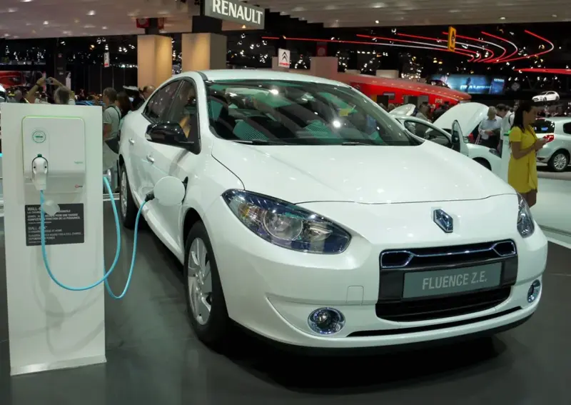 Renault Fluence - 2