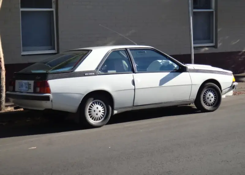 Renault Fuego - 2