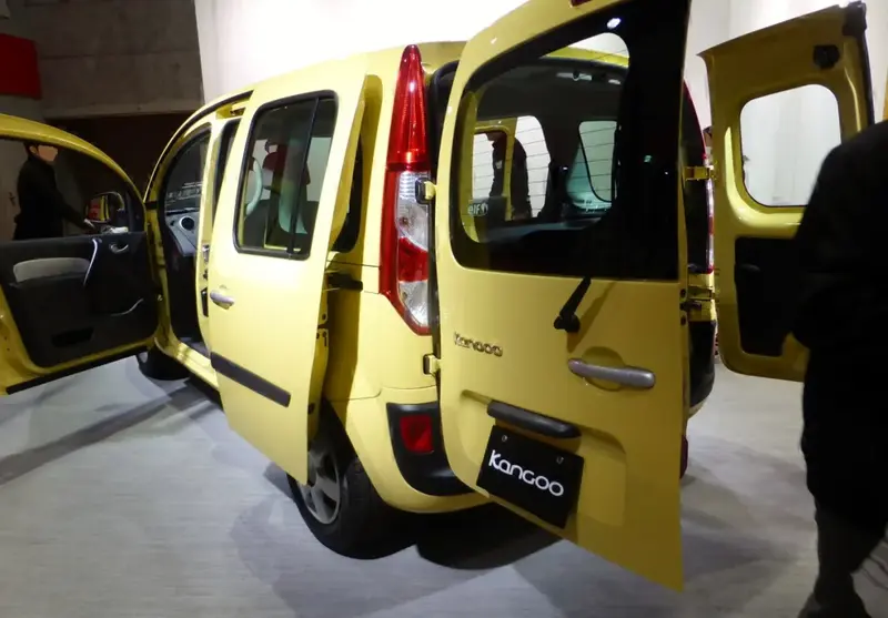 Renault Kangoo Kangoo II 1.6 16V (107 bg) Automatic - görsel 3