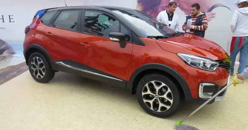 Renault Kaptur - 3