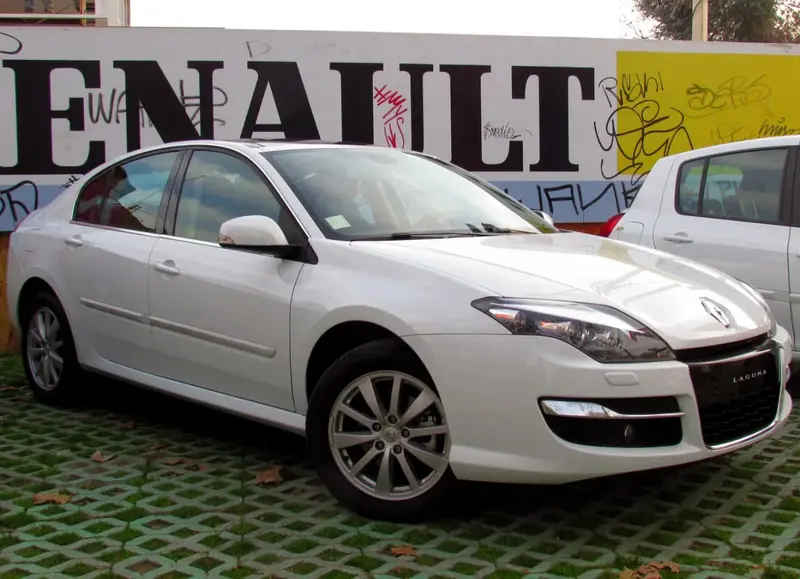 Renault Laguna Laguna III 2.0 dCi (175 bg) - görsel 2