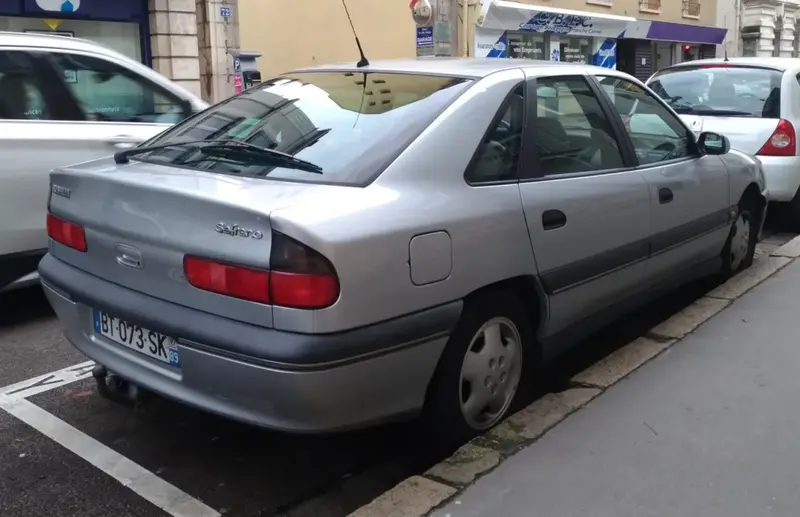 Renault Safrane - 2