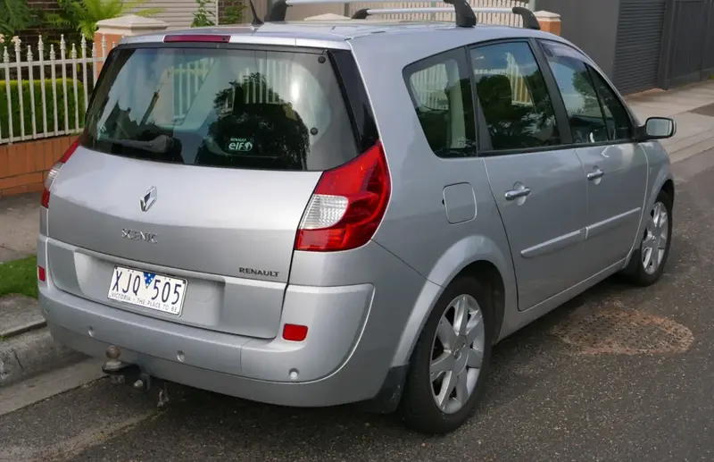 Renault Scenic - 2