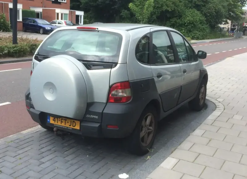 Renault Scenic - 4