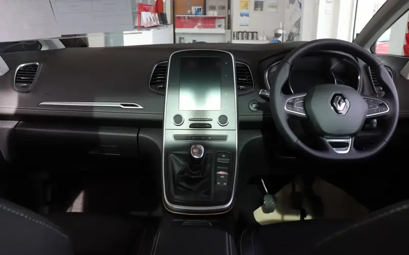 Renault Scenic - 3
