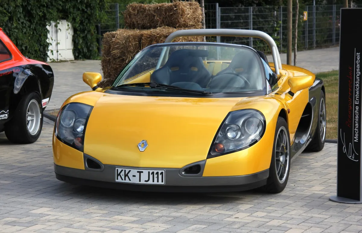 Renault Sport Spider Sport Spider 2.0 i 16V (150 bg) - görsel 2